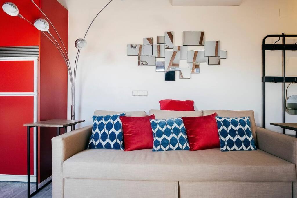 Homeabout Calle Mayor Studio Мадрид Екстер'єр фото